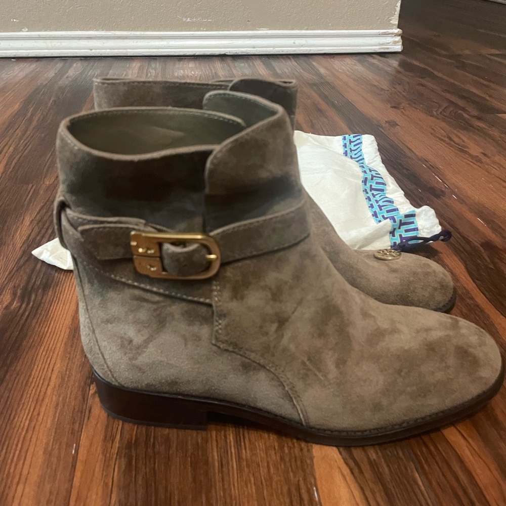 Tory Burch Suede Ankle Boots in Taupe